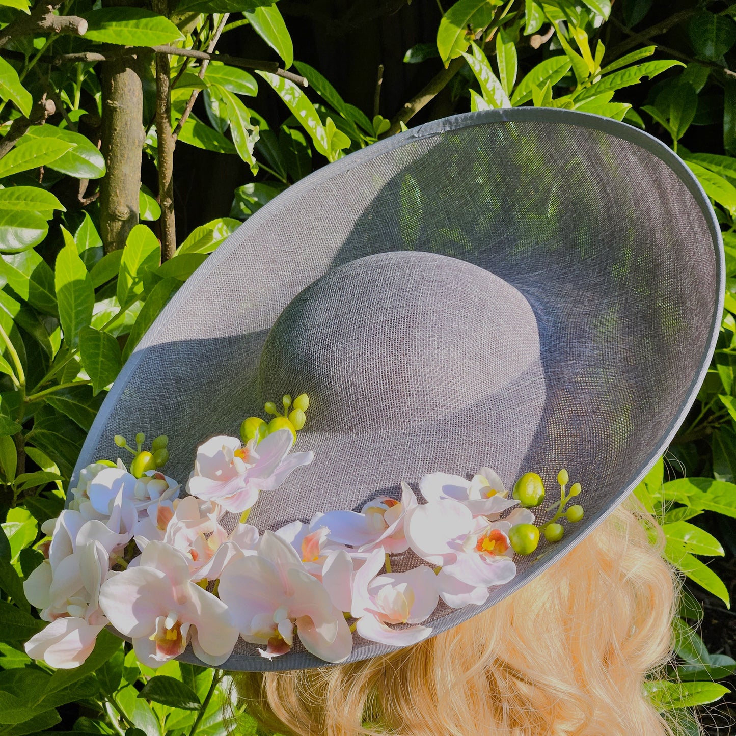 Extra Large Ascot Hat Grey White - Wedding Hats - Derby Hats - Church Hats for Ladies